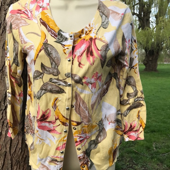 Sweaters - Premise yellow print snap cardigan SMALL